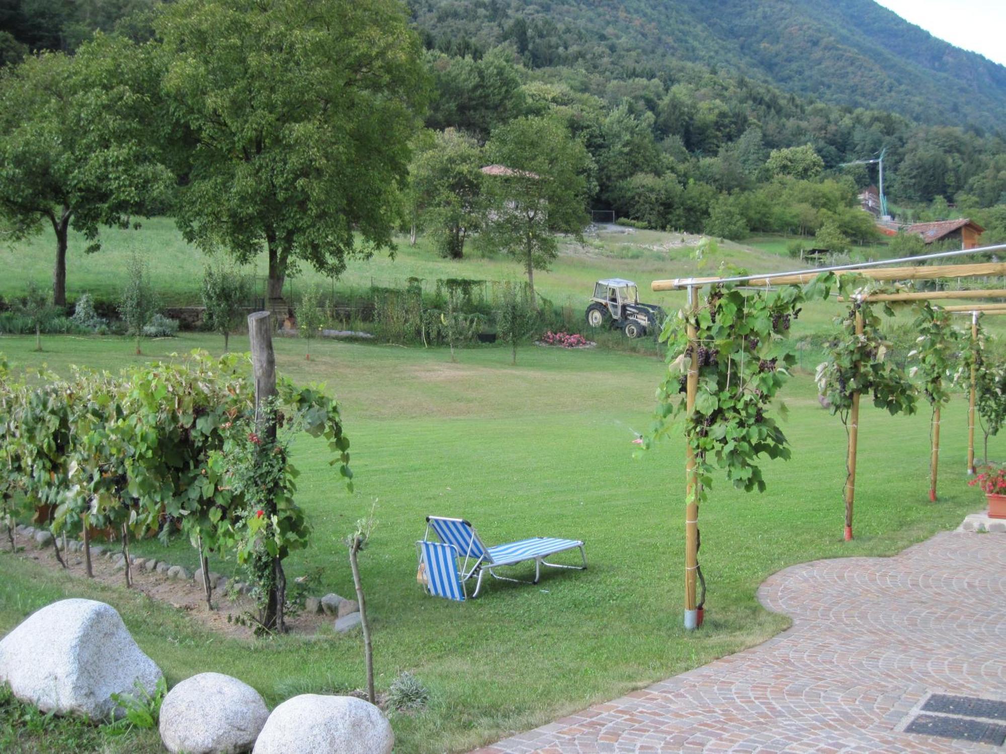 Locanda Borgo Chiese Castel Condino Bagian luar foto