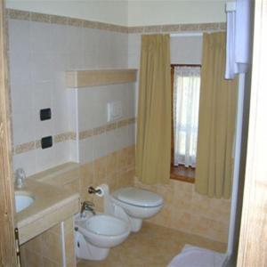 Locanda Borgo Chiese Castel Condino Ruang foto