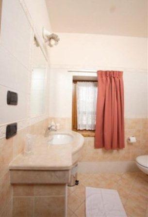 Locanda Borgo Chiese Castel Condino Ruang foto